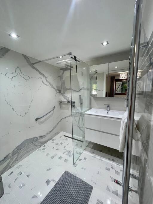 Chalet Kelly, centre ville / Jacuzzi / Sauna Gérardmer Extérieur photo
