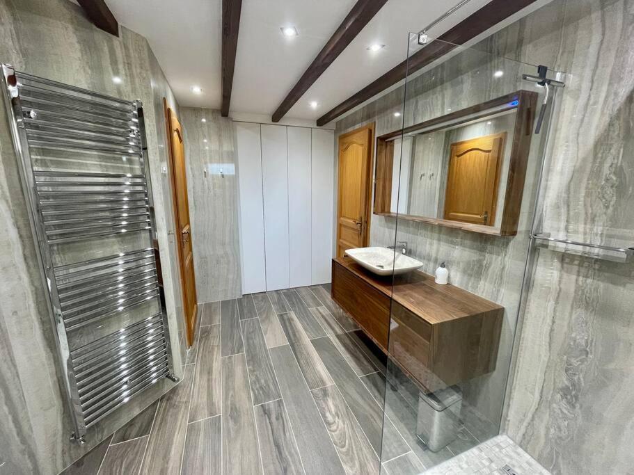 Chalet Kelly, centre ville / Jacuzzi / Sauna Gérardmer Extérieur photo